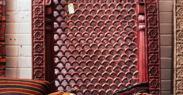 Kapillaraktive Klimawand: Leinen-Textilpaneele mit 3D‑Mikrokanälen für passive Kühlung und bessere Raumluft